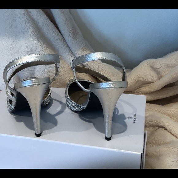 Stunning Crystal shoes- Brand New - Picture 4 of 8